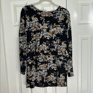 J. Jill Black Floral Long Sleeve Top